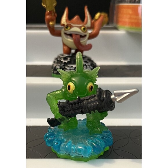 Skylanders Spyro's Adventure Figures Lot of 5 Drobot, Trigger Happy, Gill Grunt - Picture 7 of 8